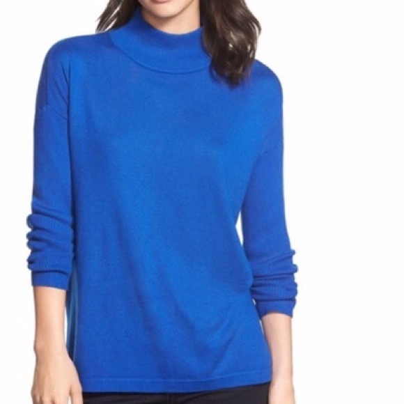 Vince Camuto Sweaters - Vince Camuto royal blue sweater